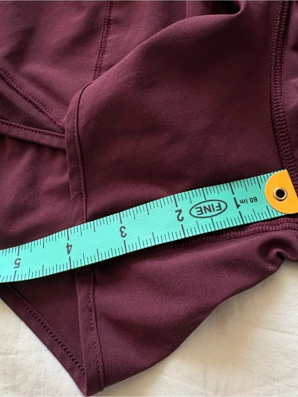 Lululemon Hotty Hot Size 4 Tall 4